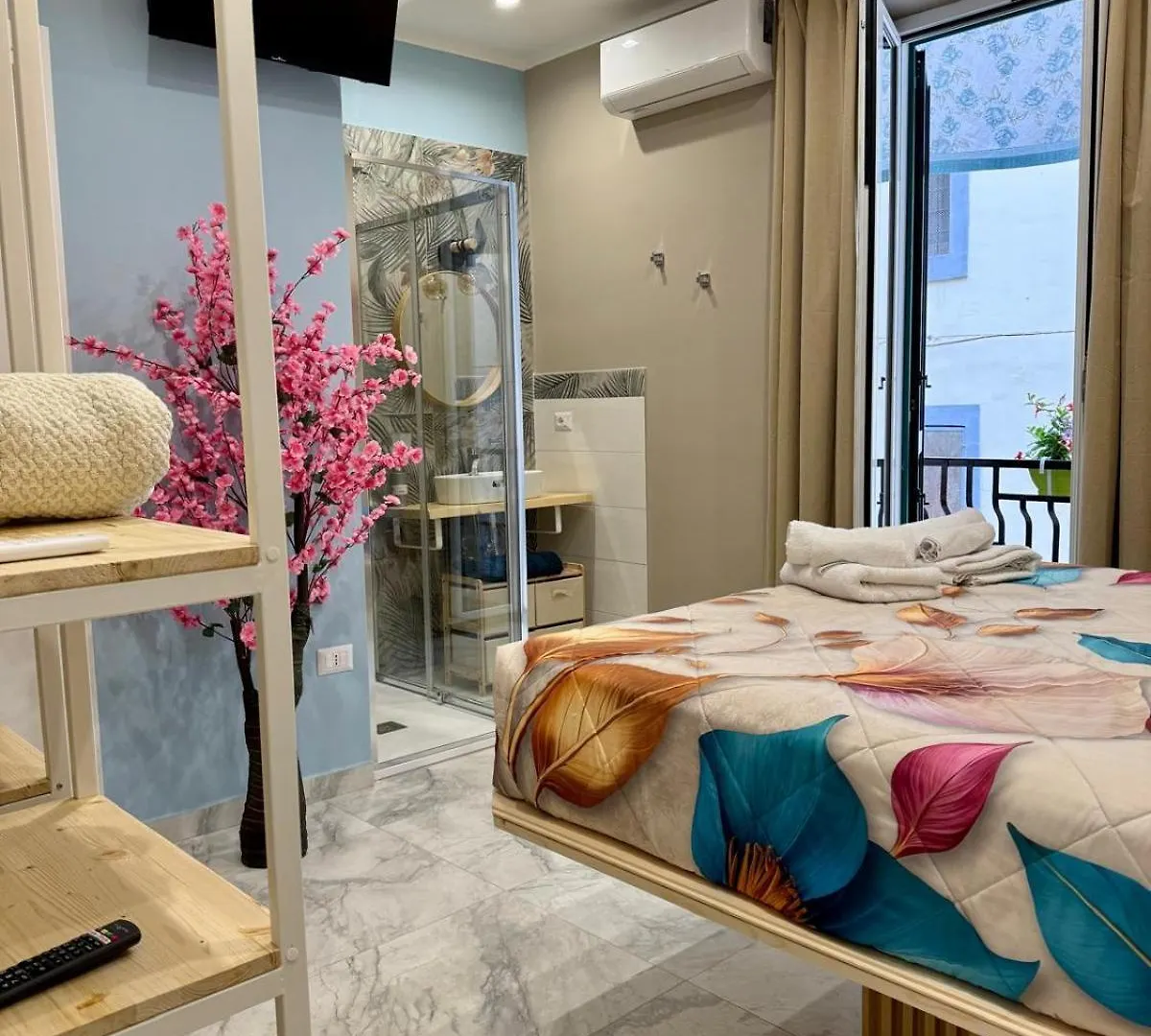 Experience Napoli Center Bed & Breakfast